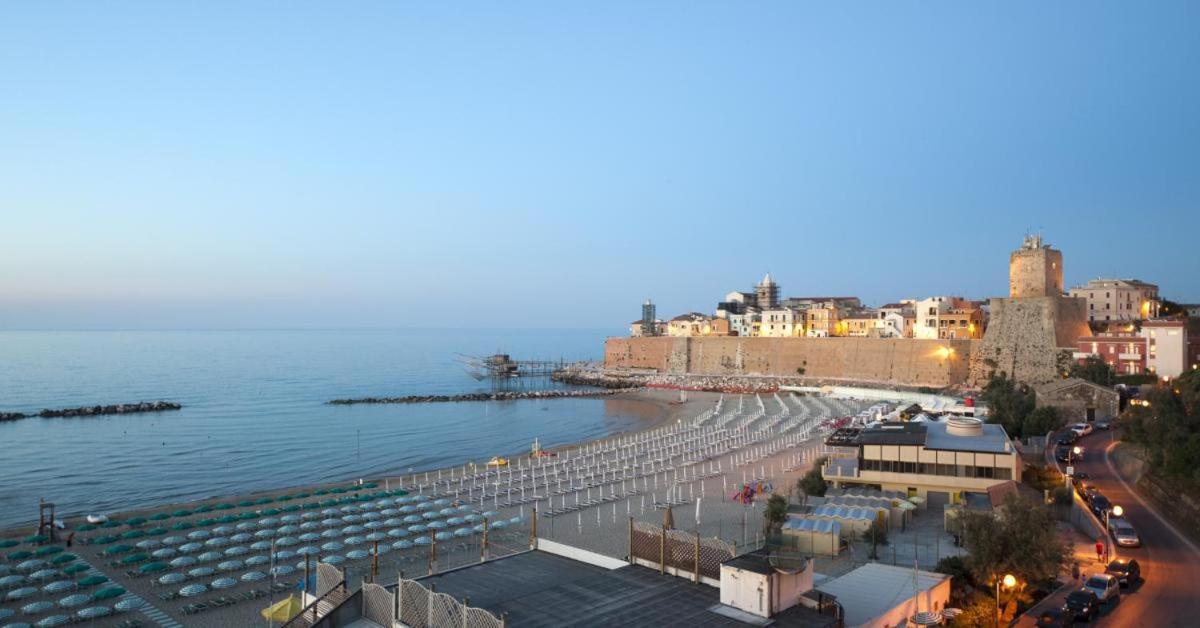 Il Pentagono Hotel Termoli Bagian luar foto